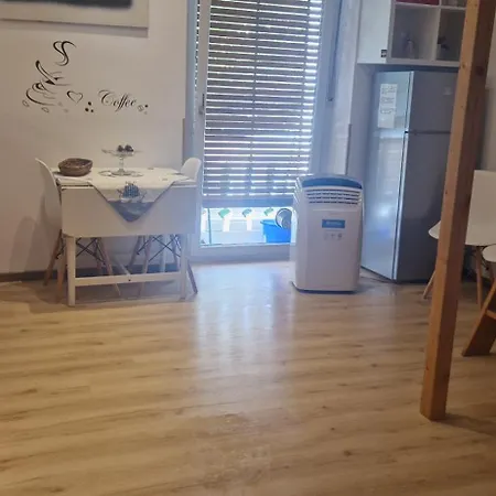 Monachy Apartment *